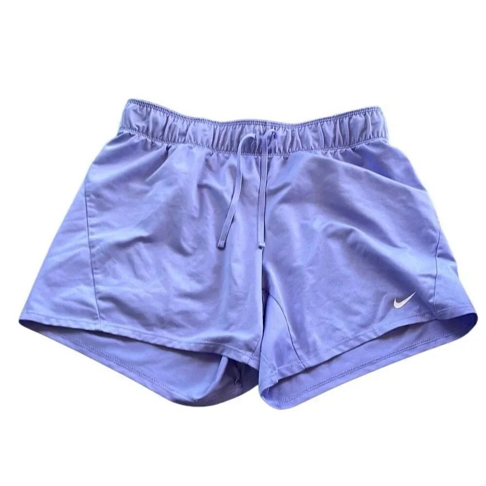 Nike women’s dri fit short size small